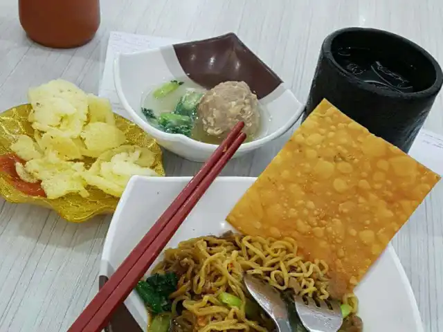 Gambar Makanan Baso Malang Karapitan 11