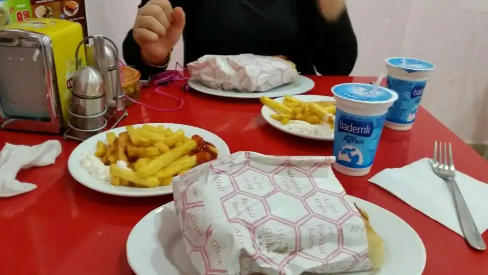 Sarılar Döner Salonu