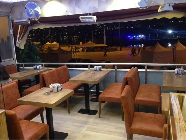 The Marmara Cafe ve Kahvaltı Evi'nin yemek ve ambiyans fotoğrafları 17