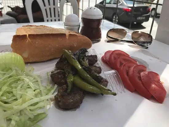 Köfteci Cevdet'nin yemek ve ambiyans fotoğrafları 2