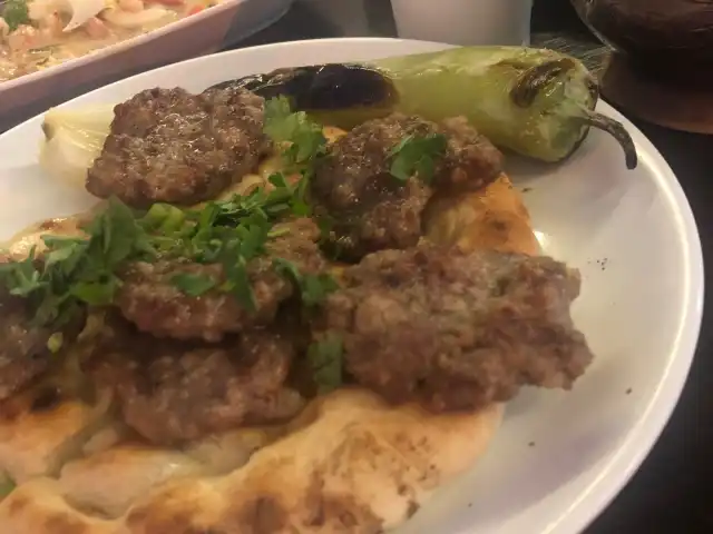 Aksu Hasan Üstün Köfte&Piyaz'nin yemek ve ambiyans fotoğrafları 1