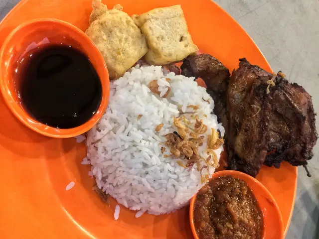 Gambar Makanan Nasi Uduk Ibu Jum 5