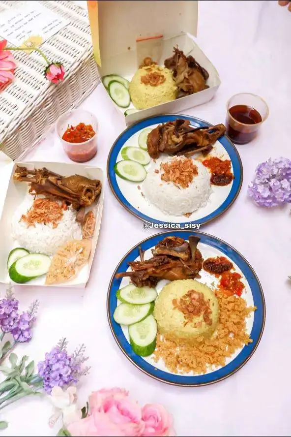 Gambar Makanan Nasi Kuning Plus Plus 9