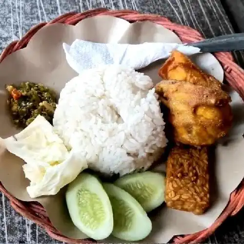 Gambar Makanan Kedai Satu Hati (Nasi Goreng, Ayam Goreng Serundeng), Maleer Utara 6