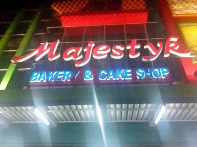 Gambar Makanan Majestyk bakery & cake shop 5