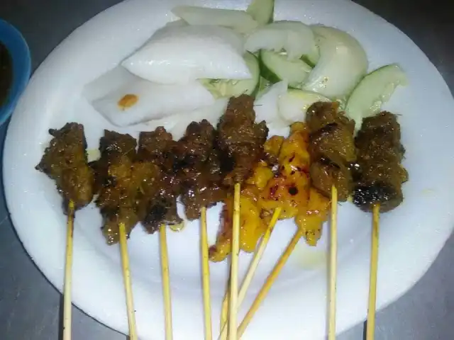 Lontong Warisan Food Photo 3