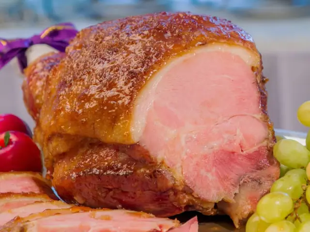 The Plaza Premium Baked Ham Food Photo 6