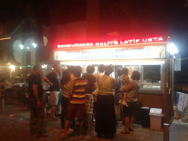 Foça Bal&Do Rumelili Latif Usta Dondurma'nin yemek ve ambiyans fotoğrafları 7