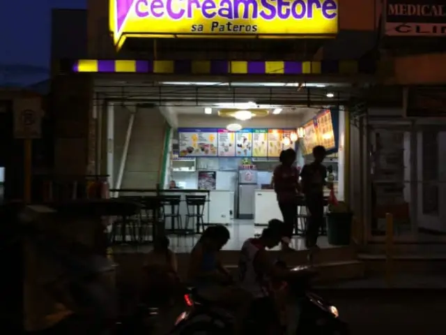 Ice Cream Store
