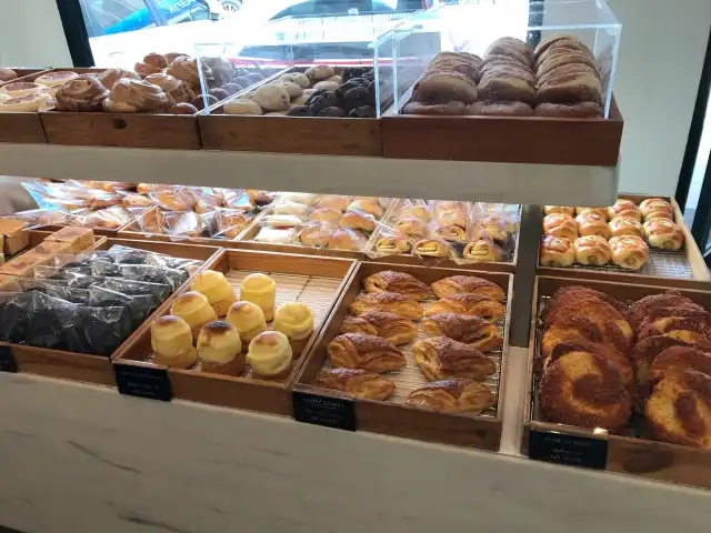Provence Bakery & Café