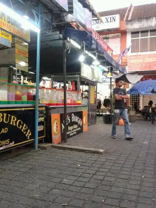 Ajie's Burger (Burger Kukus) Food Photo 6