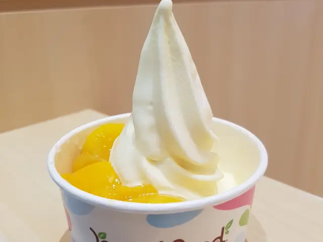 Gambar Makanan Yogurtland 3