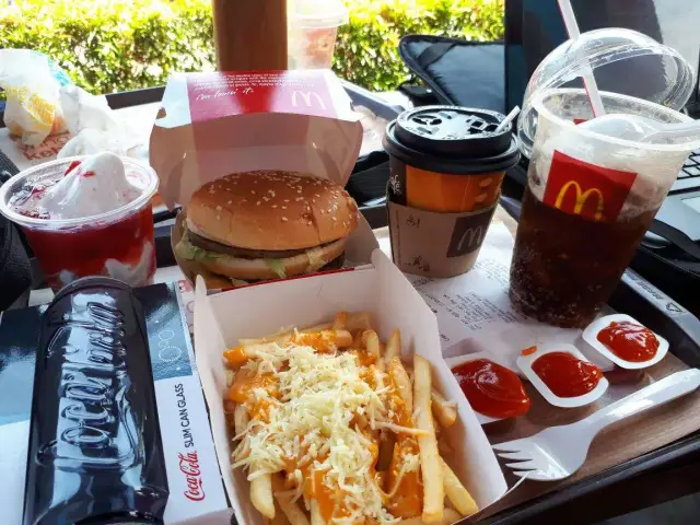 Gambar Makanan McDonald's 16