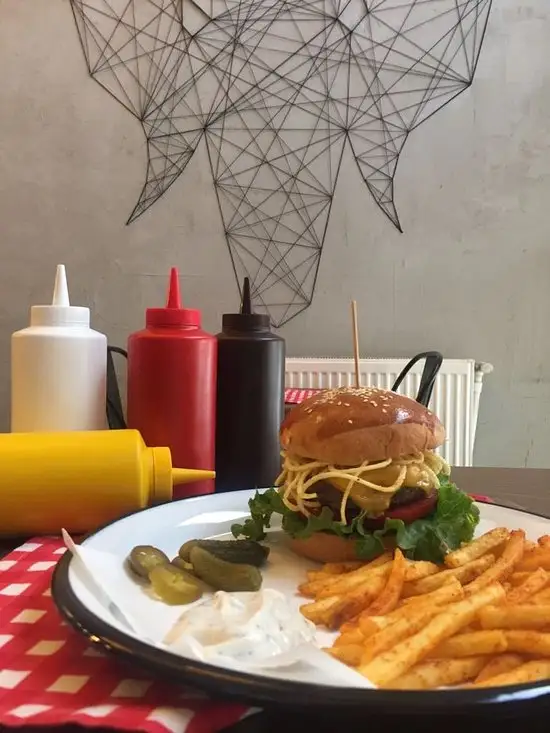 Fil Burger'nin yemek ve ambiyans fotoğrafları 39