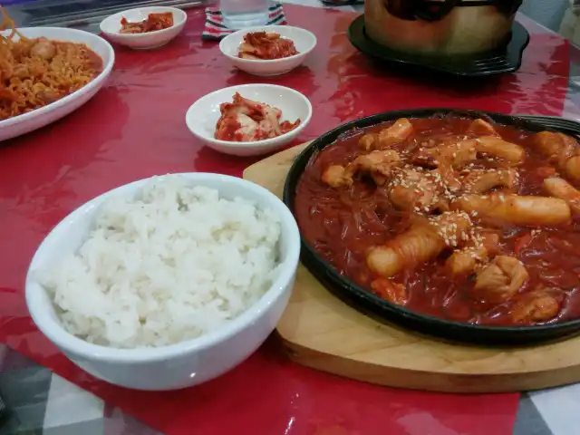 Shwimpyo Korean Cafe Food Photo 5