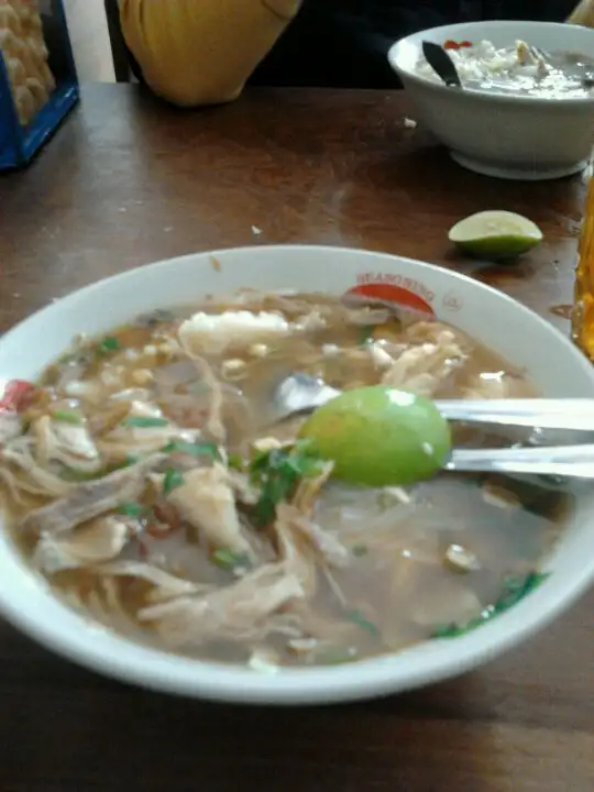 Warung Soto Pojok Rame