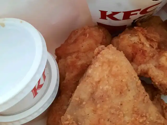 KFC/Pizza Hut Food Photo 9