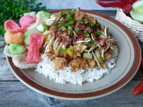 Nasi Lengko Dan Mendoan, Jl. Cibungur Kec Purwakarta