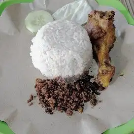 Gambar Makanan Ayam Goreng Surasama, Suryanata 1