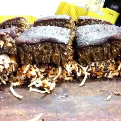 Martabak Terang Bulan Amore 2, Tukad Badung