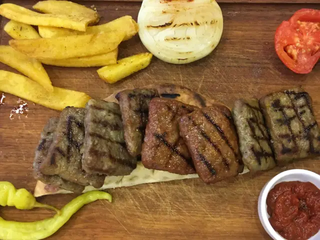 Ramazan Bingöl Köfte & Burger'nin yemek ve ambiyans fotoğrafları 11