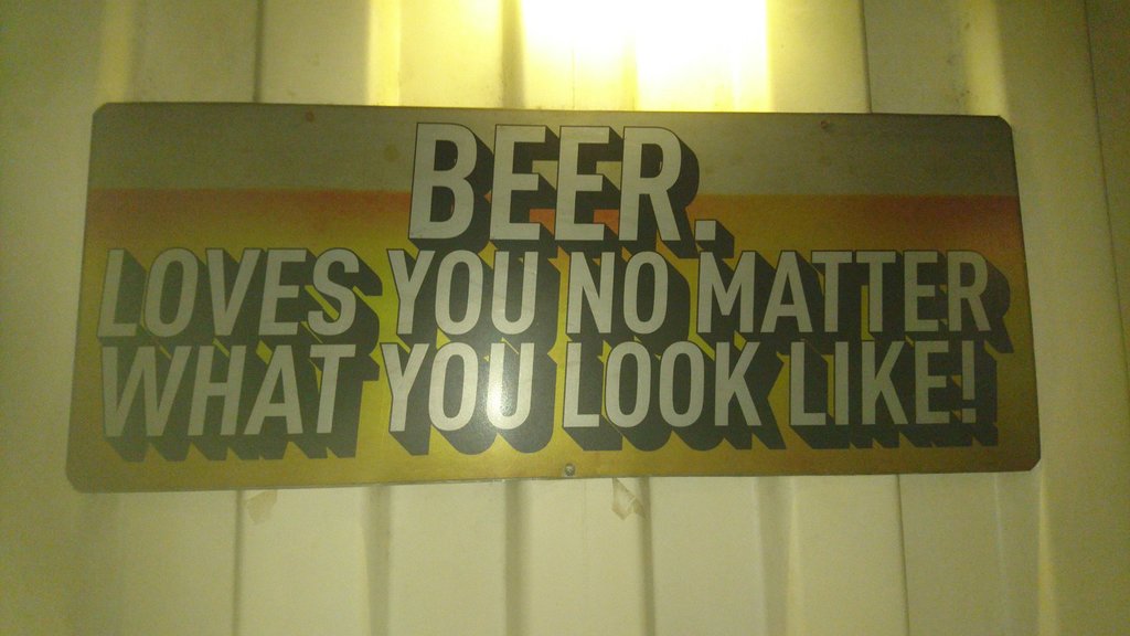 Pizza e Birra Sports Bar Paris Van Java terdekat Restoran dan Tempat