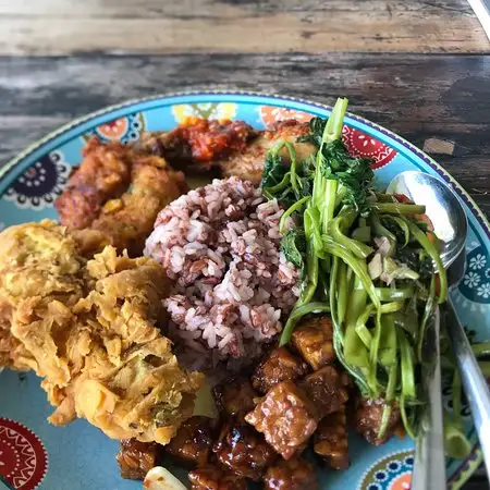 Gambar Makanan Warung Varuna 7