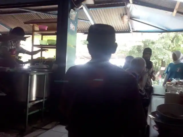 Gambar Makanan Warung Soto Pak Amin Ligut (Jagakarsa) 2