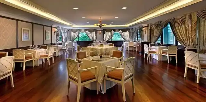 The Harlequin Room - The Royale Chulan Damansara