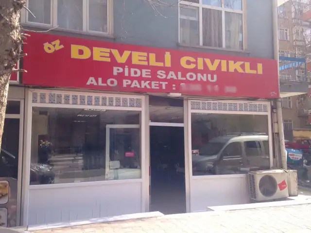 Öz Develi Cıvıklı Pide Salonu'nin yemek ve ambiyans fotoğrafları 2