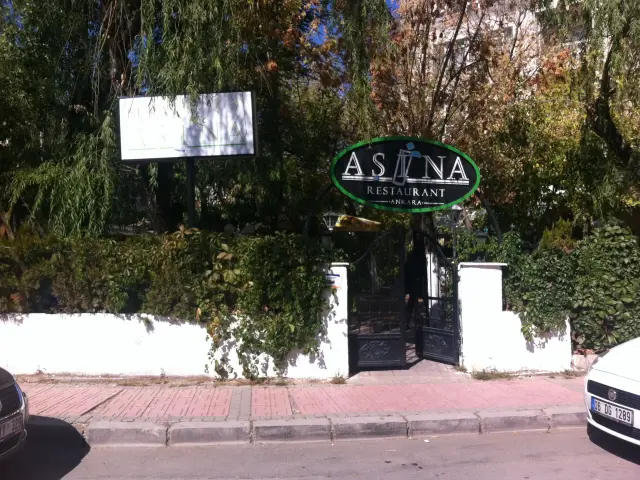 Sevilla Restaurant Cafe'nin yemek ve ambiyans fotoğrafları 3