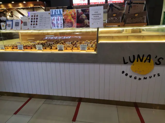 Gambar Makanan Luna's Doughnuts 12