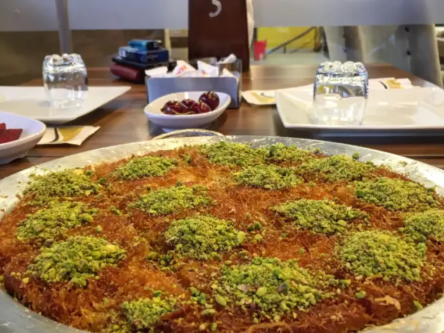 Hanzade Künefe'nin yemek ve ambiyans fotoğrafları 8