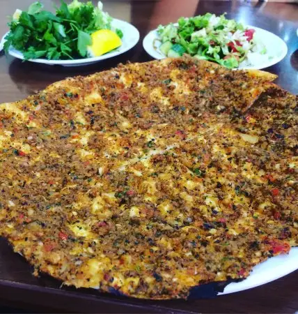 Şanlı Urfa Beyzade Kebap Lahmacun Salonu'nin yemek ve ambiyans fotoğrafları 4