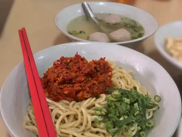 Gambar Makanan Mie Lezat Khas Bandung (Gang Luna) 3