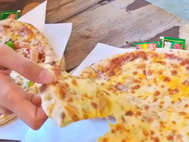 Gambar Makanan Woodfired Pizza 12