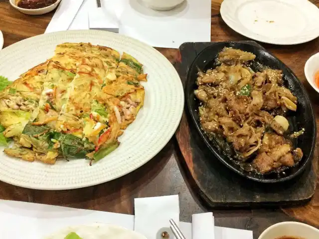 Gambar Makanan Hwang Geum Bab 17