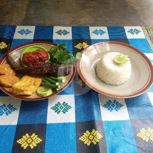 Gambar Makanan Wr 2 Putra Nasi Kuning, Nasi Ayam Geprek,Tahu Tek, Tambak Medokan Ayu 14