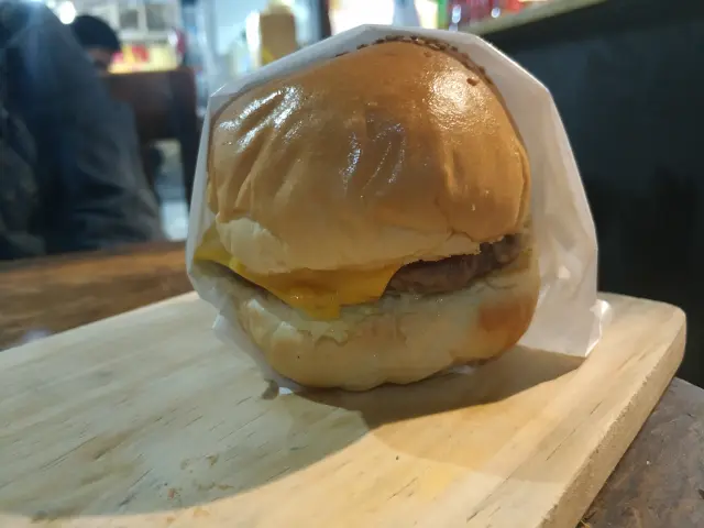 Gambar Makanan Abujay Burger and Grill 1