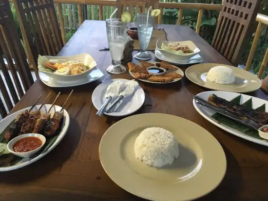 Gambar Makanan Warung Pencar Bali 15