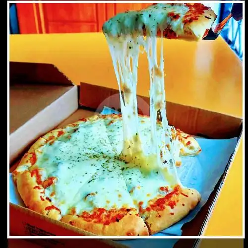 Gambar Makanan Pizza 5555 Ala Mamah Salsa, Karang Tengah 11