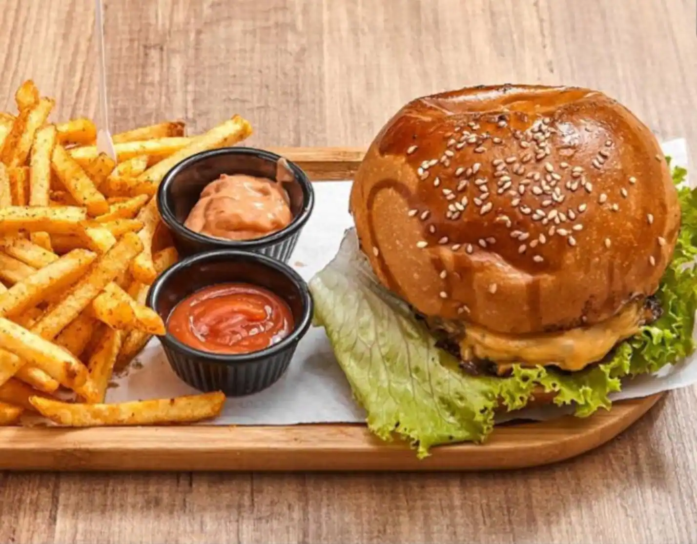 Moor Burger menü fiyatları 2022-2023.Levent Merkez, İstanbul Café