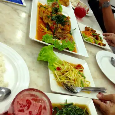 Kaisar Thai Restaurant
