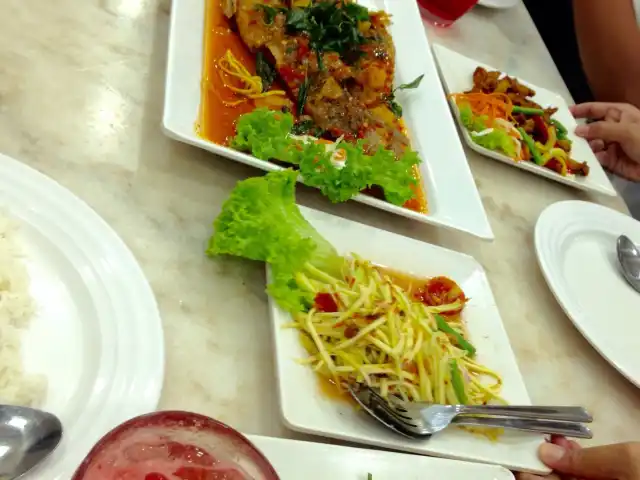 Kaisar Thai Restaurant Food Photo 1