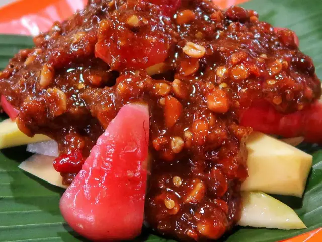 Gambar Makanan Rujak Kolam Medan 6