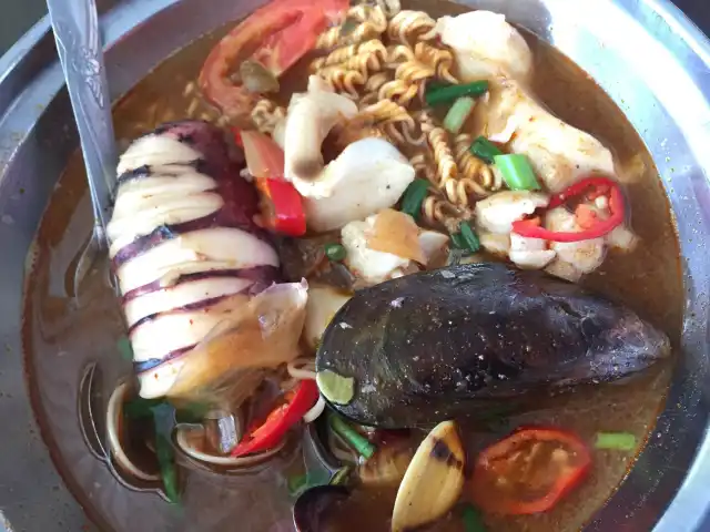 Maggi Sotong Dalam Rhu Food Photo 4