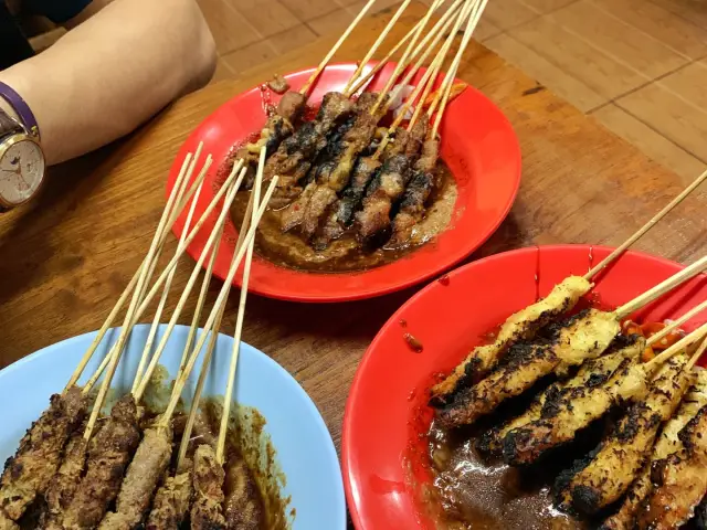 Gambar Makanan Sate Klopo Ondomohen Bu Asih 8