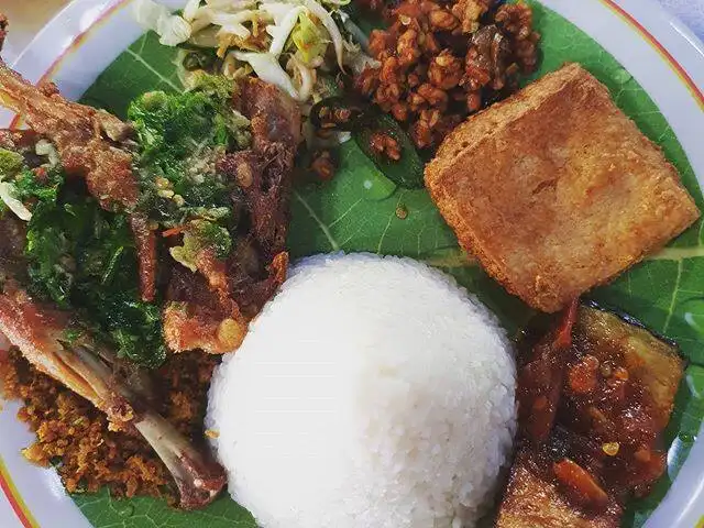 Gambar Makanan Ayam Bakar Wong Solo 8