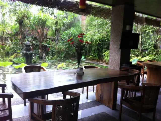 Gambar Makanan The Warung Restaurant - Ubud Inn & Spa 4