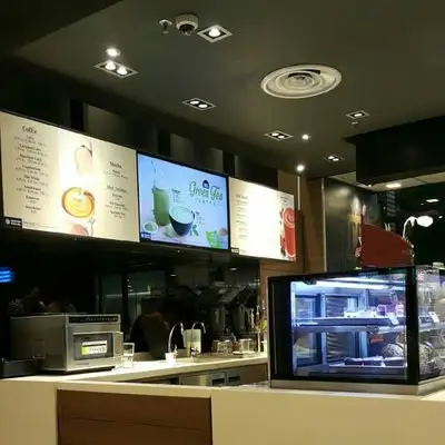 McDonald&apos;s &amp; McCafe Food Photo 1
